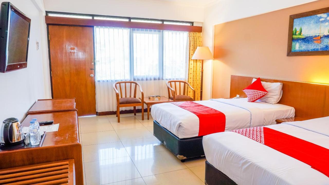 Capital O 1616 Setiabudhi Indah Hotel バンドゥン エクステリア 写真