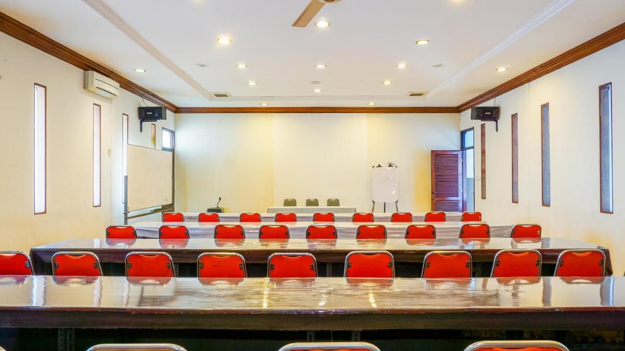 Capital O 1616 Setiabudhi Indah Hotel バンドゥン エクステリア 写真