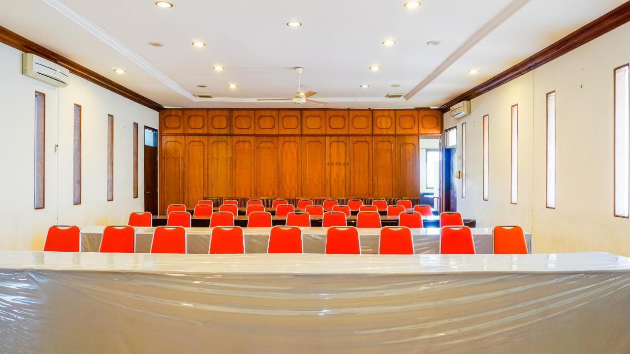 Capital O 1616 Setiabudhi Indah Hotel バンドゥン エクステリア 写真